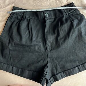 Black High Waisted Short
